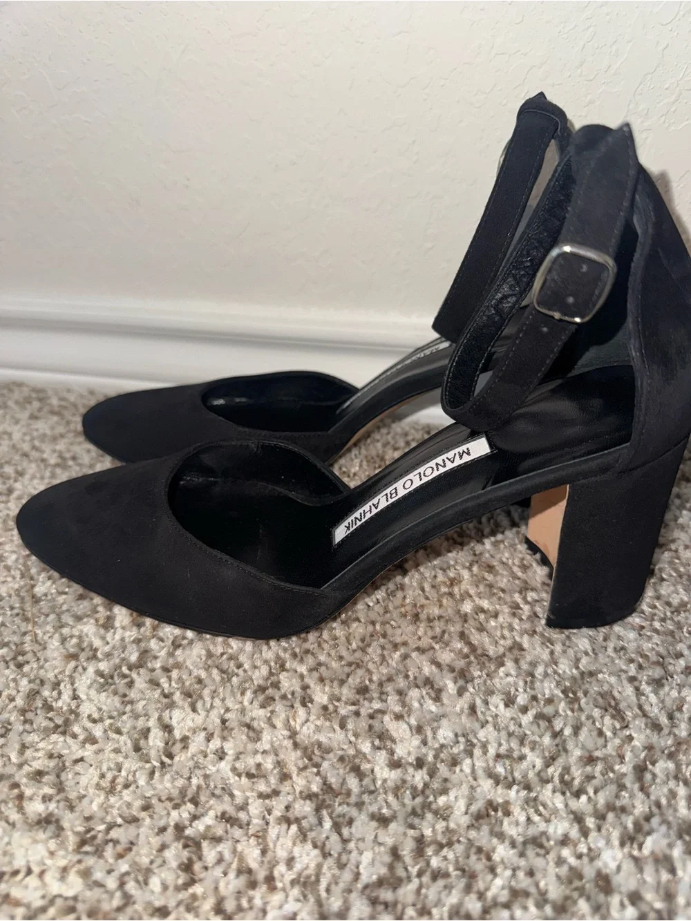 Manolo Blahnik Black Suede Pointed Toe Ankle Strap Heels